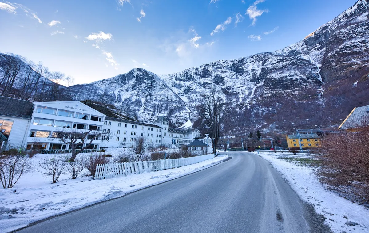 Eiendomsmegler Åndalsnes - beste megler og lokalt boligmarked i Åndalsnes